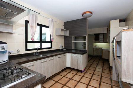 Apartamento à venda com 186m², 4 quartos e 3 vagasCozinha