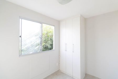 Quarto 2 de apartamento para alugar com 2 quartos, 43m² em Campo Grande, Rio de Janeiro