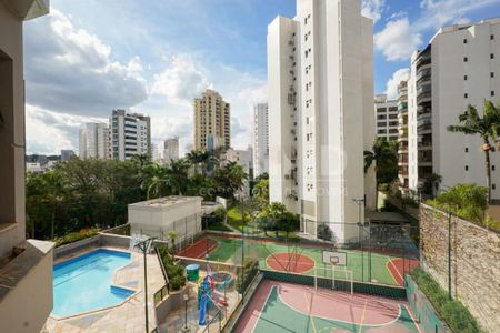 Apartamento à venda com 235m², 3 quartos e 3 vagas