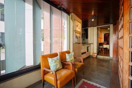 Apartamento à venda com 235m², 3 quartos e 3 vagas
