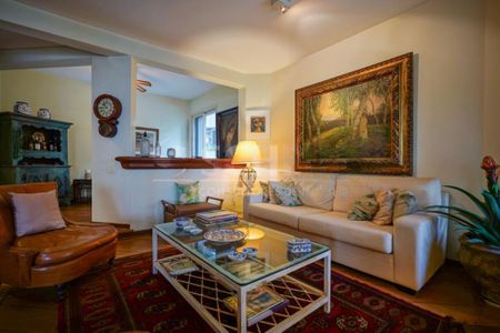 Apartamento à venda com 235m², 3 quartos e 3 vagas