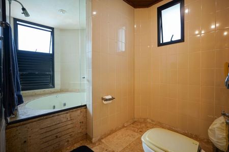 Apartamento à venda com 235m², 3 quartos e 3 vagas
