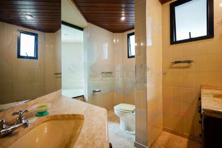 Apartamento à venda com 235m², 3 quartos e 3 vagas