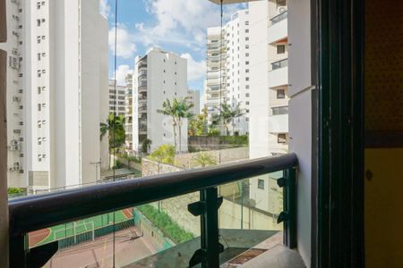 Apartamento à venda com 235m², 3 quartos e 3 vagas