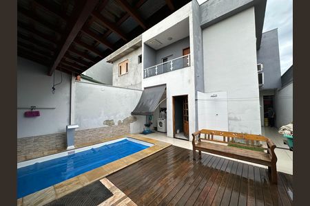 Casa para alugar com 189m², 3 quartos e 2 vagas Casa para alugar com 189m², 3 quartos e 2 vagasÁrea externa