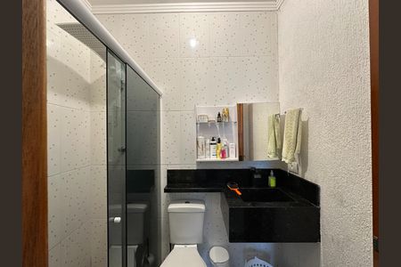 Casa para alugar com 189m², 3 quartos e 2 vagas Casa para alugar com 189m², 3 quartos e 2 vagasBanheiro da Suíte
