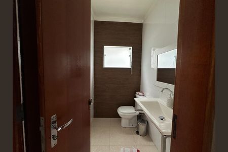 Casa para alugar com 189m², 3 quartos e 2 vagas Casa para alugar com 189m², 3 quartos e 2 vagasLavabo