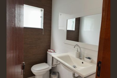 Casa para alugar com 189m², 3 quartos e 2 vagas Casa para alugar com 189m², 3 quartos e 2 vagasLavabo