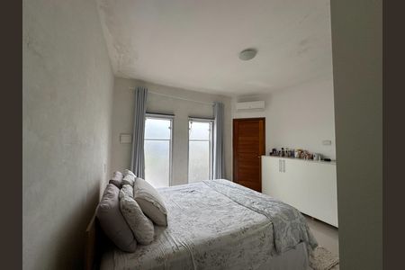 Casa para alugar com 189m², 3 quartos e 2 vagas Casa para alugar com 189m², 3 quartos e 2 vagasSuíte