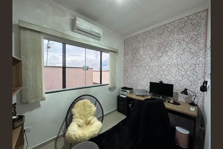 Casa para alugar com 189m², 3 quartos e 2 vagas Casa para alugar com 189m², 3 quartos e 2 vagasQuarto 2