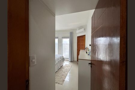 Casa para alugar com 189m², 3 quartos e 2 vagas Casa para alugar com 189m², 3 quartos e 2 vagasSuíte