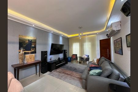 Sala de casa para alugar com 3 quartos, 189m² em Residencial Parque dos Sinos, Jacareí
