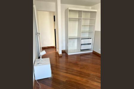 Apartamento à venda com 3 quartos, 210m² em Pinheiros, São Paulo
