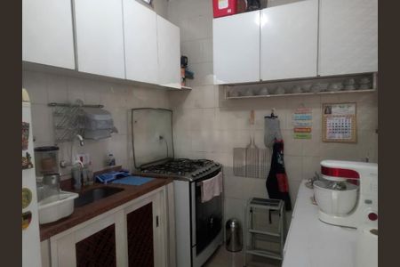 Casa à venda com 2 quartos, 225m² em Vila Cordeiro, São Paulo