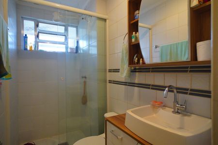 Banheiro  de apartamento à venda com 1 quarto, 50m² em Cristo Redentor, Porto Alegre