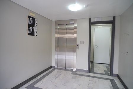 Apartamento à venda com 50m², 1 quarto e sem vaga Apartamento à venda com 50m², 1 quarto e sem vagaHall de entrada