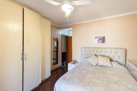 Casa à venda com 497m², 5 quartos e 5 vagasSuíte 3