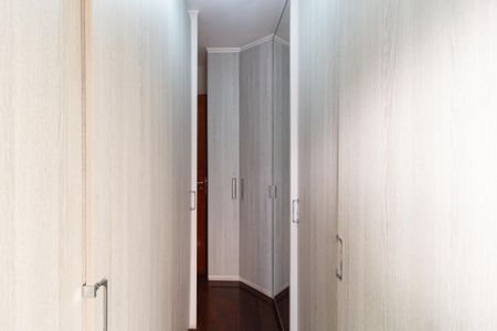 Closet da Suíte 1 de casa à venda com 5 quartos, 497m² em Cidade São Francisco, Osasco