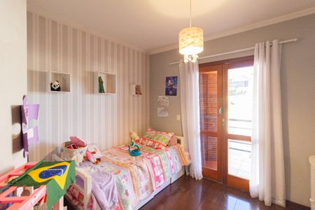 Casa à venda com 497m², 5 quartos e 5 vagasSuíte 4