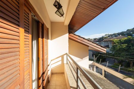 Casa à venda com 497m², 5 quartos e 5 vagasSacada da Suíte 2