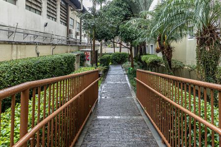 Apartamento à venda com 47m², 2 quartos e 1 vaga Apartamento à venda com 47m², 2 quartos e 1 vagaÁrea Verde