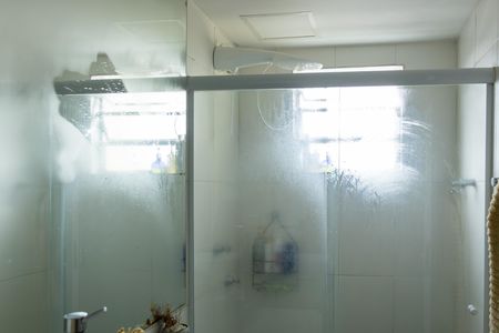 Apartamento à venda com 47m², 2 quartos e 1 vaga Apartamento à venda com 47m², 2 quartos e 1 vagaBanheiro