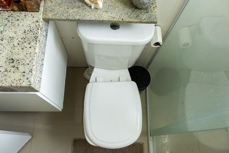 Apartamento à venda com 47m², 2 quartos e 1 vaga Apartamento à venda com 47m², 2 quartos e 1 vagaBanheiro