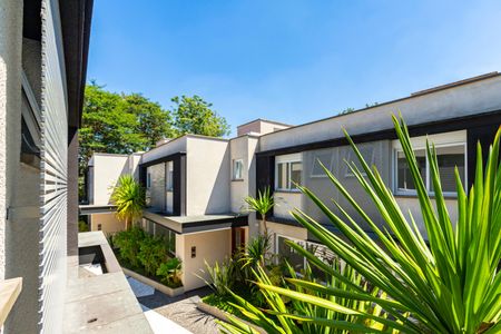 Casa de condomínio à venda com 410m², 4 quartos e 4 vagas Casa de condomínio à venda com 410m², 4 quartos e 4 vagasQuarto 1 - Suíte 1