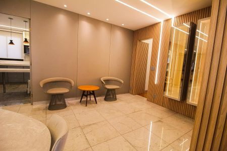 Apartamento à venda com 282m², 4 quartos e 3 vagas Apartamento à venda com 282m², 4 quartos e 3 vagasSala de Estar/ Jantar