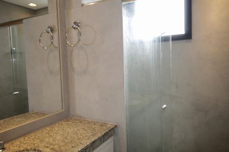 Apartamento à venda com 282m², 4 quartos e 3 vagas Apartamento à venda com 282m², 4 quartos e 3 vagasBanheiro da Suíte