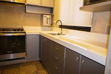 Apartamento à venda com 282m², 4 quartos e 3 vagas Apartamento à venda com 282m², 4 quartos e 3 vagasCozinha