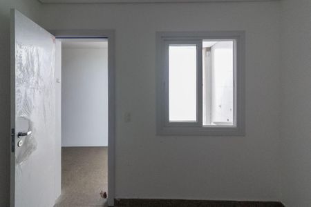 Casa à venda com 408m², 4 quartos e 4 vagas Casa à venda com 408m², 4 quartos e 4 vagasQuarto de Serviço