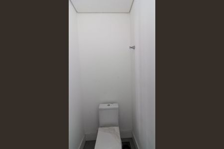 Casa à venda com 408m², 4 quartos e 4 vagas Casa à venda com 408m², 4 quartos e 4 vagasLavabo
