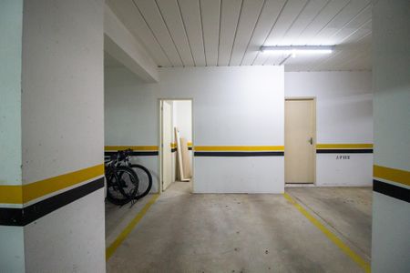 Apartamento para alugar com 142m², 4 quartos e 3 vagas Apartamento para alugar com 142m², 4 quartos e 3 vagasDeposito