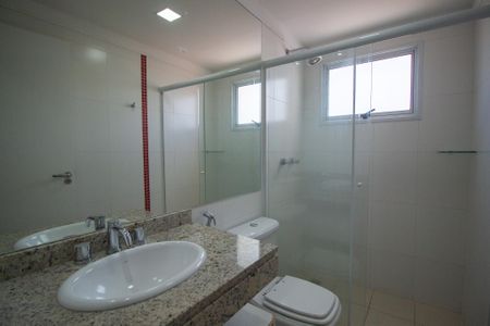 Apartamento para alugar com 142m², 4 quartos e 3 vagas Apartamento para alugar com 142m², 4 quartos e 3 vagasBanheiro da Suíte 3
