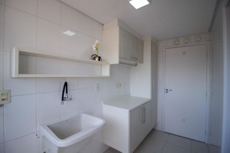 Apartamento para alugar com 142m², 4 quartos e 3 vagas