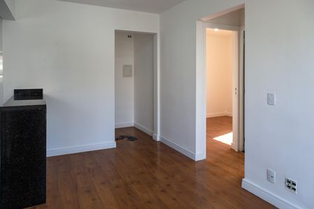 Sala de apartamento para alugar com 2 quartos, 48m² em Jardim Guilhermino, Guarulhos