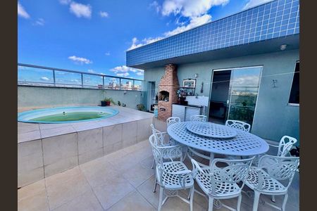 Apartamento à venda com 140m², 4 quartos e 3 vagas