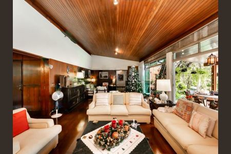 Casa à venda com 4 quartos, 490m² em Cidade Jardim, São Paulo
