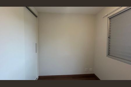 Quarto 2 de apartamento para alugar com 2 quartos, 57m² em Vila Arriete, São Paulo