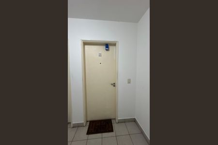 Apartamento para alugar com 57m², 2 quartos e 1 vagaLockbox 