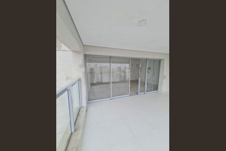 Apartamento à venda com 3 quartos, 121m² em Vila Sofia, São Paulo