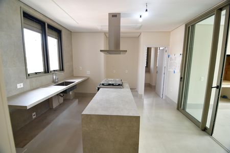 Apartamento à venda com 257m², 3 quartos e 5 vagasCozinha