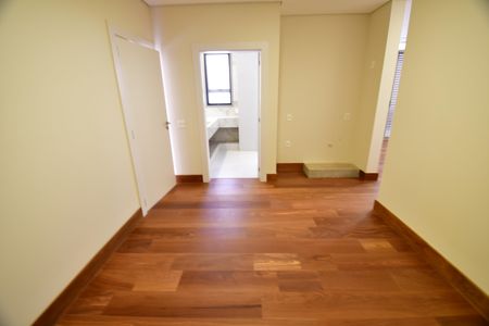Apartamento à venda com 257m², 3 quartos e 5 vagasQuarto 1 - Suíte