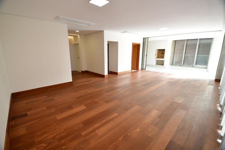 Apartamento à venda com 257m², 3 quartos e 5 vagasSala