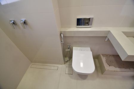 Apartamento à venda com 257m², 3 quartos e 5 vagasBanheiro Suíte