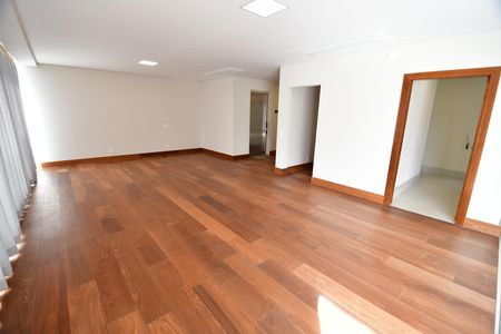 Sala de apartamento à venda com 3 quartos, 257m² em Cambuí, Campinas
