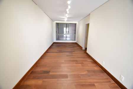 Apartamento à venda com 257m², 3 quartos e 5 vagassala 2