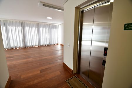 Apartamento à venda com 257m², 3 quartos e 5 vagasSala - Entrada