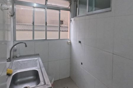 Cozinha/Área de Serviço de apartamento para alugar com 1 quarto, 40m² em Embaré, Santos